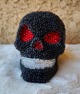 3D printed coin bank human skull 4 inches tall 4 inches wide 6 inches long full