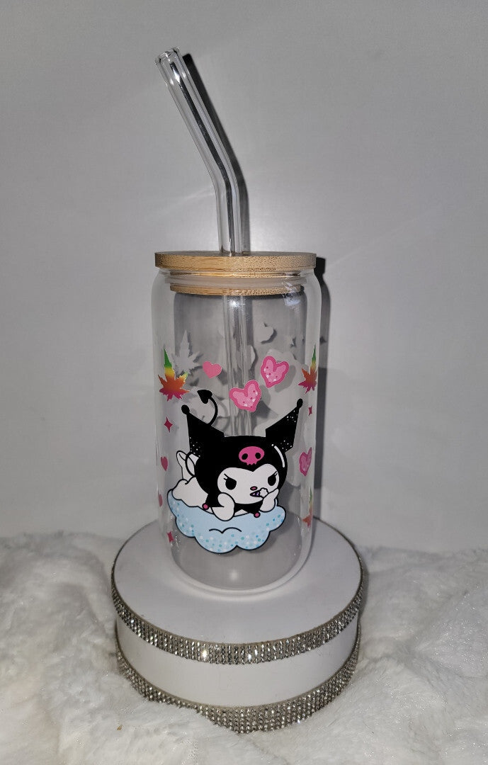 glass tumbler with lid and straw